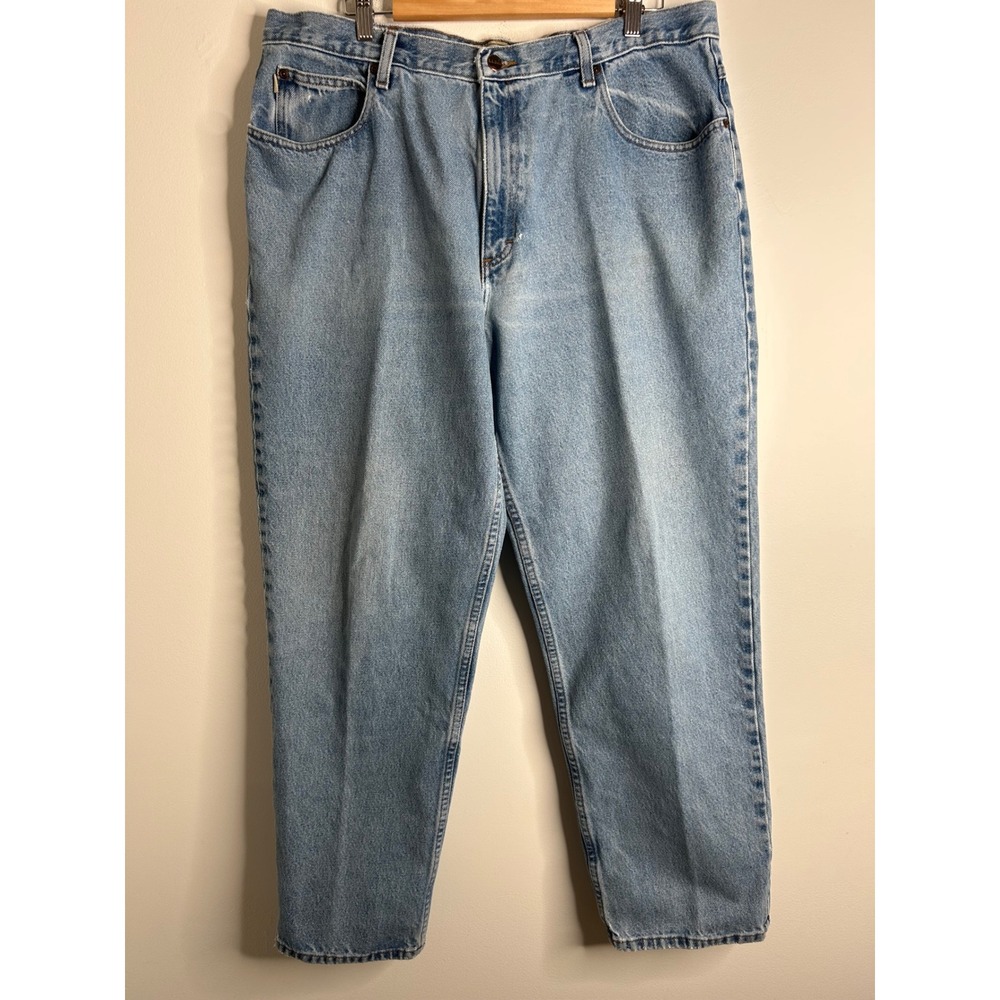 LL Bean Mens Light Wash Jeans Classic Fit Straight Leg‎ 40x32 (actual 36x30)